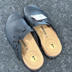 Cushionaire Black Women's Mules